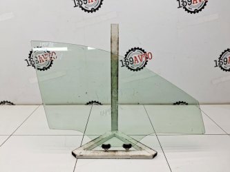 Стекло двери передней правой Subaru Impreza G12, GE, GH