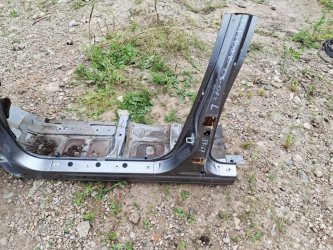 Порог со стойкой левый Subaru Outback B13, BP