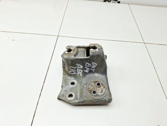 Кронштейн опоры двигателя Subaru Outback B14, BR