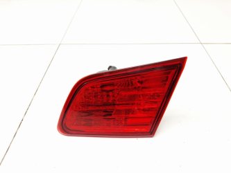 Фонарь задний внутренний правый Subaru Legacy B14, BM, BR