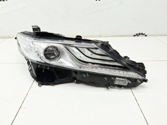 Фара правая Toyota Camry XV70