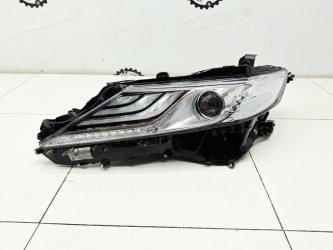 Фара левая Toyota Camry XV70