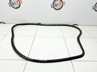 Уплотнитель багажника Toyota Corolla E150