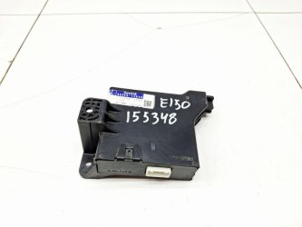 Блок электронный Toyota Corolla E150