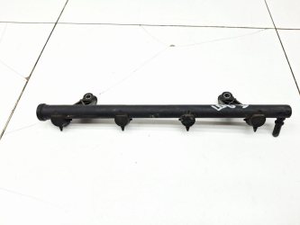 Рейка топливная Renault Logan 1 L90
