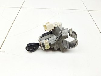 Замок зажигания Toyota Corolla E150