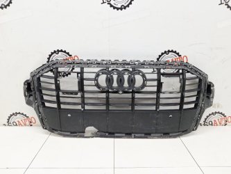Решетка радиатора Audi Q7 4M