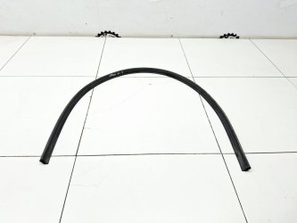Уплотнитель капота Mitsubishi Lancer 10 CY