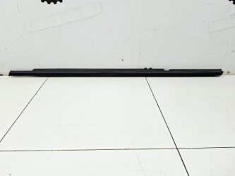Накладка стекла заднего левого Mitsubishi Lancer 10 CY