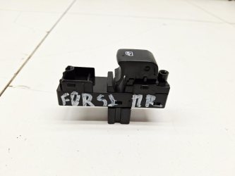 Кнопка стеклоподъемника Subaru Forester S13, SJ