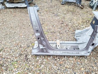 Порог со стойкой правый Renault Megane 2
