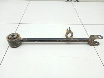Тяга задняя продольная правая Renault Duster 1