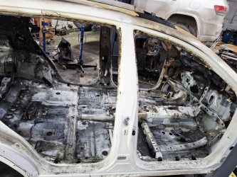Порог со стойкой правый Toyota RAV4 A40