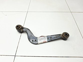 Рычаг задний правый Toyota RAV4 A40