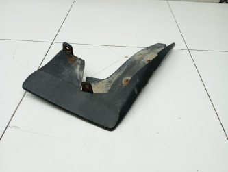 Брызговик задний правый Toyota RAV4 A40