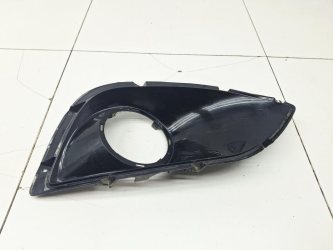 Решетка в бампер правая Hyundai ix35 LM
