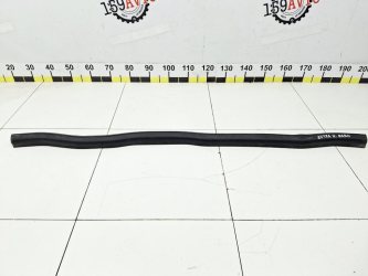 Уплотнитель капота Opel Astra H