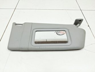 Козырек солнцезащитный правый Opel Astra H