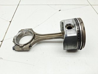 Поршень с шатуном Toyota Land Cruiser 100