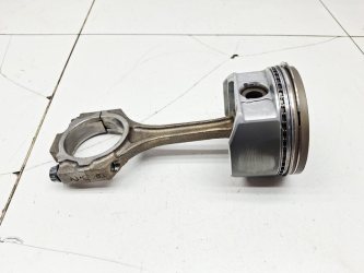 Поршень с шатуном Toyota Land Cruiser 100