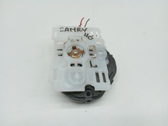 Моторчик зеркала Toyota Camry XV50