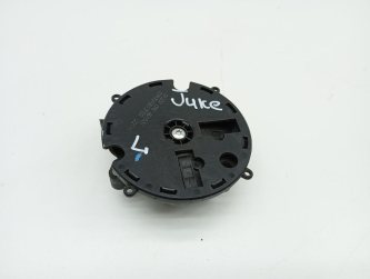 Моторчик зеркала Nissan Juke F15