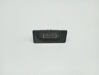 Фонарь подсветки номера Volkswagen Polo 5