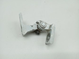 Петля двери Volkswagen Polo 5