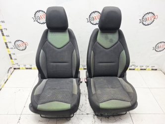 Сиденье переднее Peugeot 308 T7