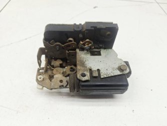 Замок двери задней левой Renault Logan 1 L90