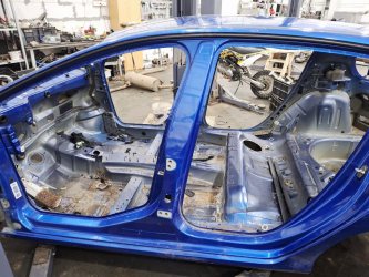 Порог со стойкой левый Peugeot 308 T7